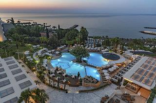Urlaub im Urlaub Last Minute im Mediterranean Beach Hotel - hier günstig online buchen