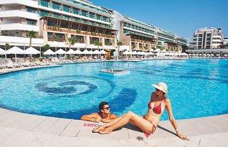 Urlaub im Urlaub Last Minute im Crystal Waterworld Resort & Spa - hier günstig online buchen