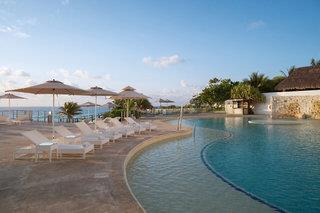 günstige Angebote für Sunset Royal Beach Resort
