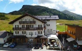 Urlaub im Alpenrose Passo Rolle 2024/2025 - hier günstig online buchen