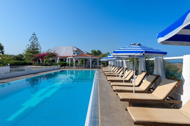 Urlaub im Nirvana Beach Hotel 2024/2025 - hier günstig online buchen
