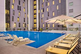 Urlaub im Urlaub Last Minute im Hampton by Hilton Dubai Airport - hier günstig online buchen