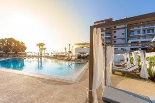 günstige Angebote für Leonardo Crystal Cove Hotel & Spa by the Sea - Erwachsenenhotel