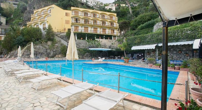 Urlaub im Hotel Royal Positano 2024/2025 - hier günstig online buchen