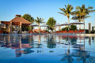 Urlaub im Urlaub Last Minute im Umm Al Quwain Beach Hotel - hier günstig online buchen