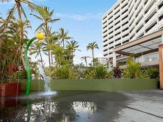 Rydges Esplanade Cairns Resort